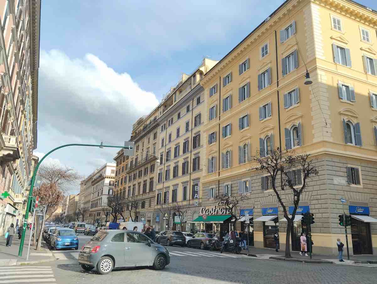 best-shopping-streets-in-rome-italy-from-a-local